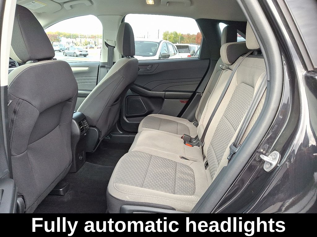 Thumbnail: 2022 Ford Escape - 11