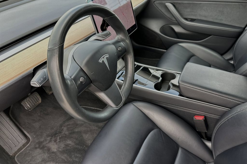 2018 Tesla Model 3 Long Range 11