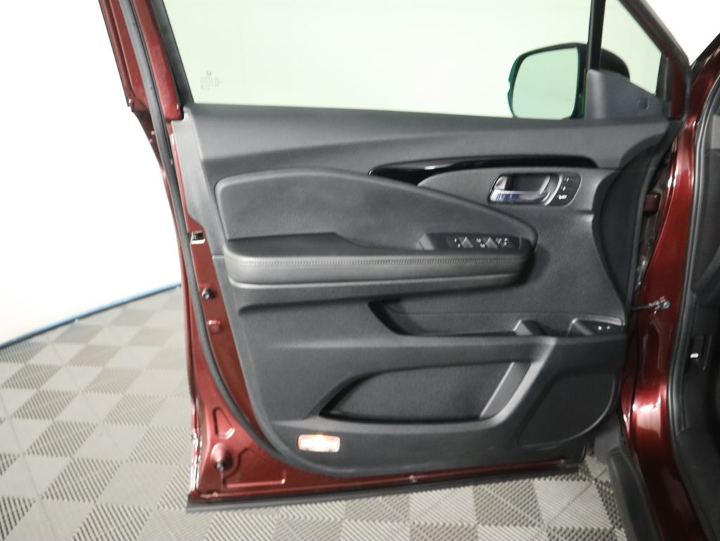 Thumbnail: 2021 Honda Passport - 24