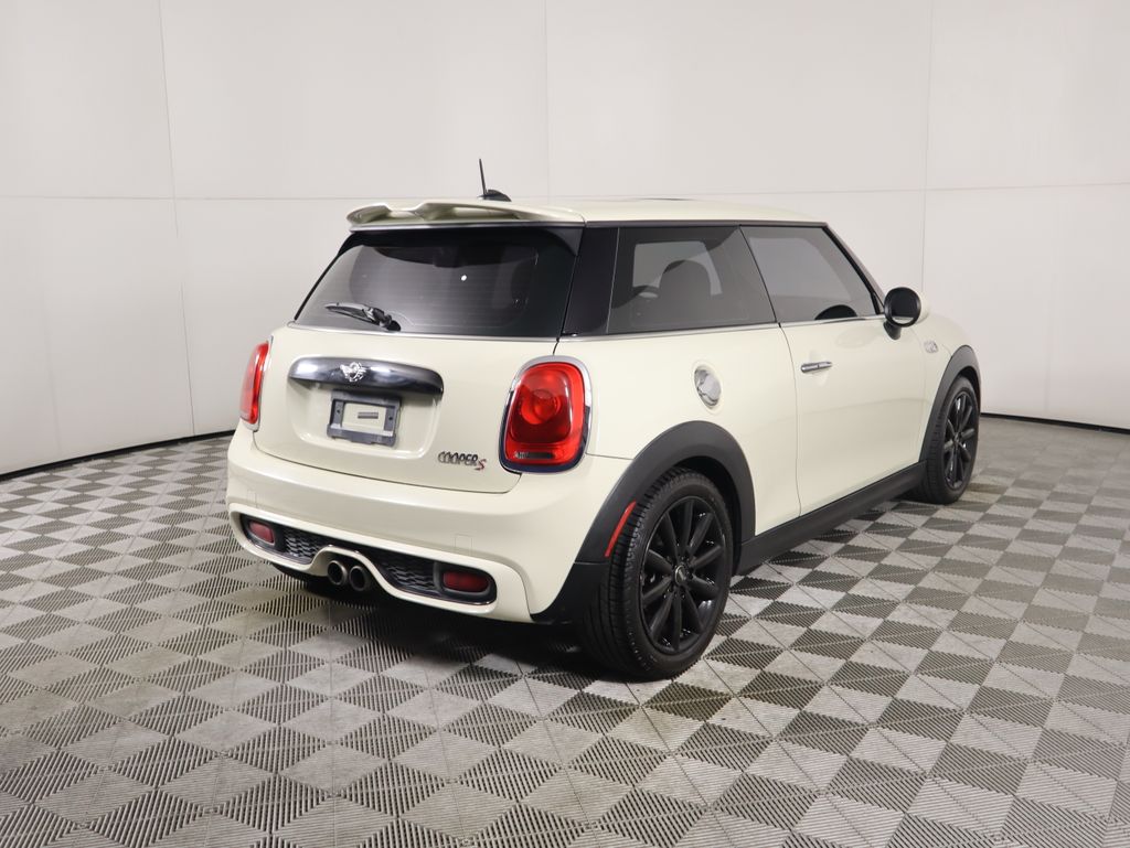 Thumbnail: 2015 MINI Cooper - 5