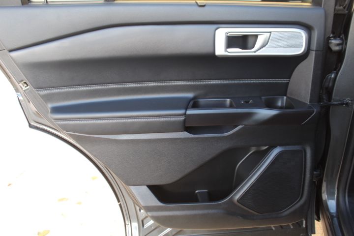 Used Car 2020 Ford Explorer  Limited For Sale Under $25,000 In Georgetown, Texas