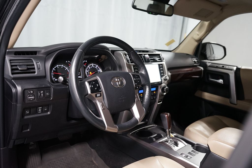 Thumbnail: 2023 Toyota 4Runner - 7
