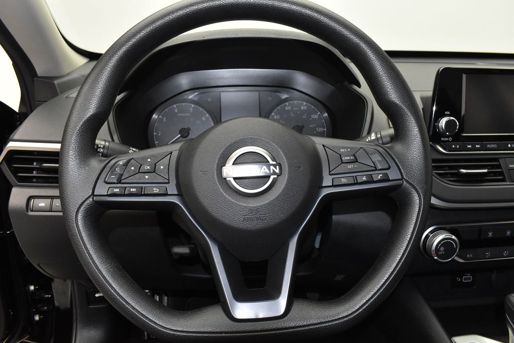 Thumbnail: 2024 Nissan Altima - 16