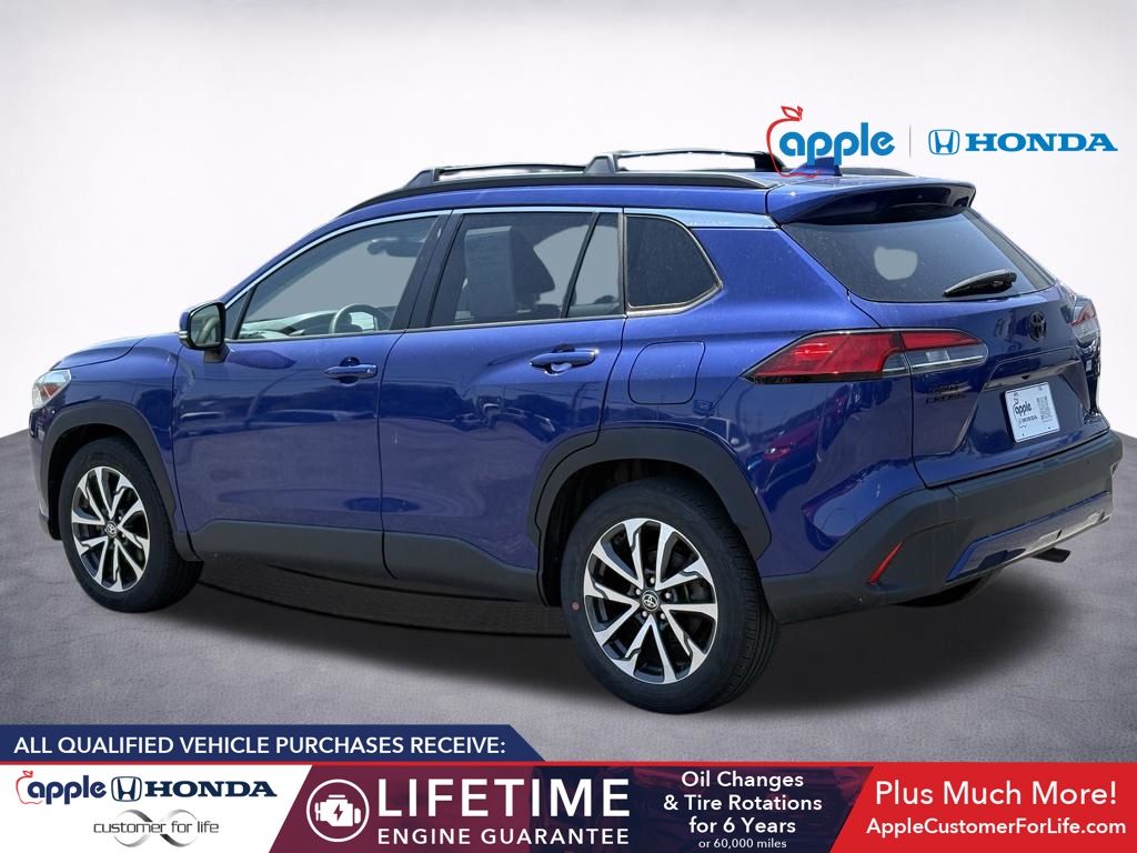2023 Toyota Corolla Cross XLE