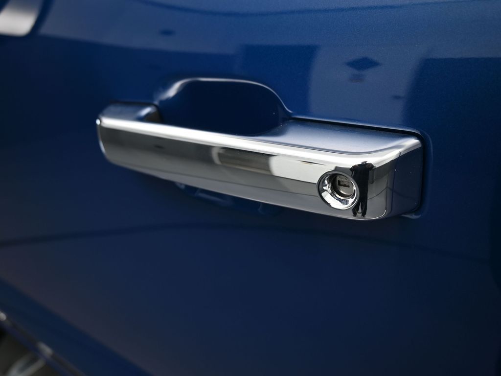 Used 2024 Blue Metallic Ford XLT image 39