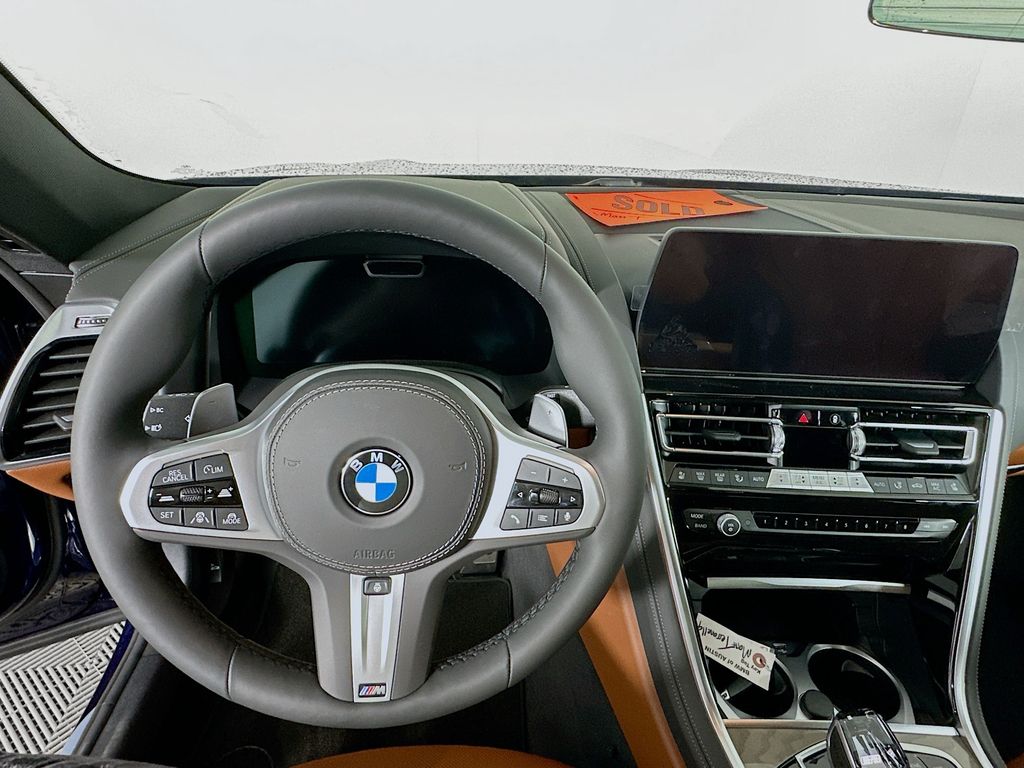 Thumbnail: 2026 BMW 8 Series - 10