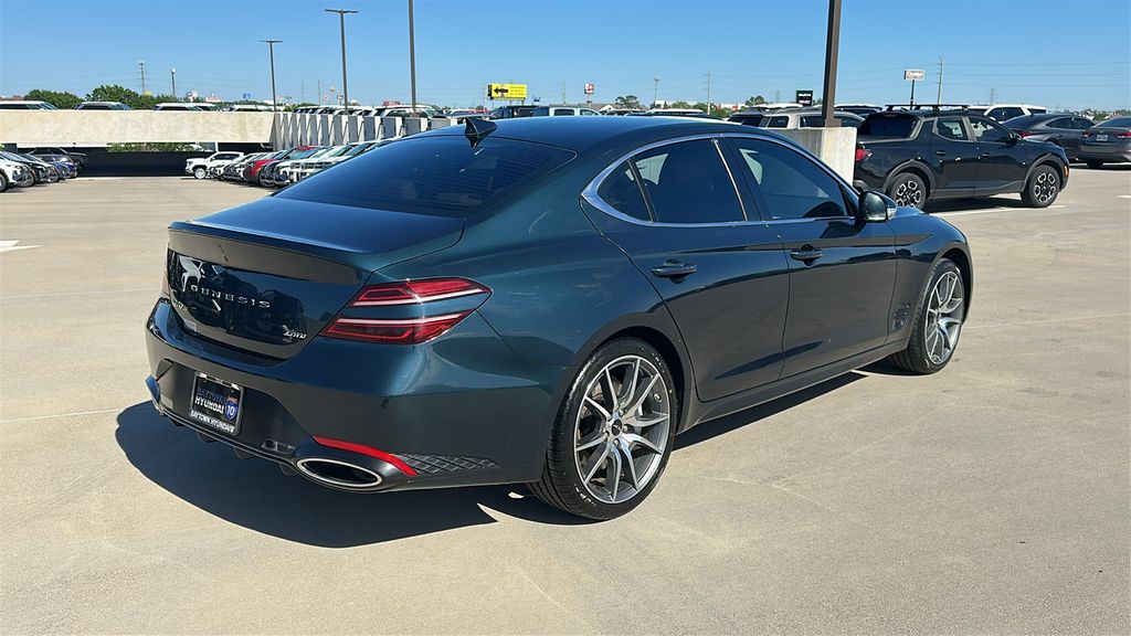 2024 Genesis G70 2.5T - 11