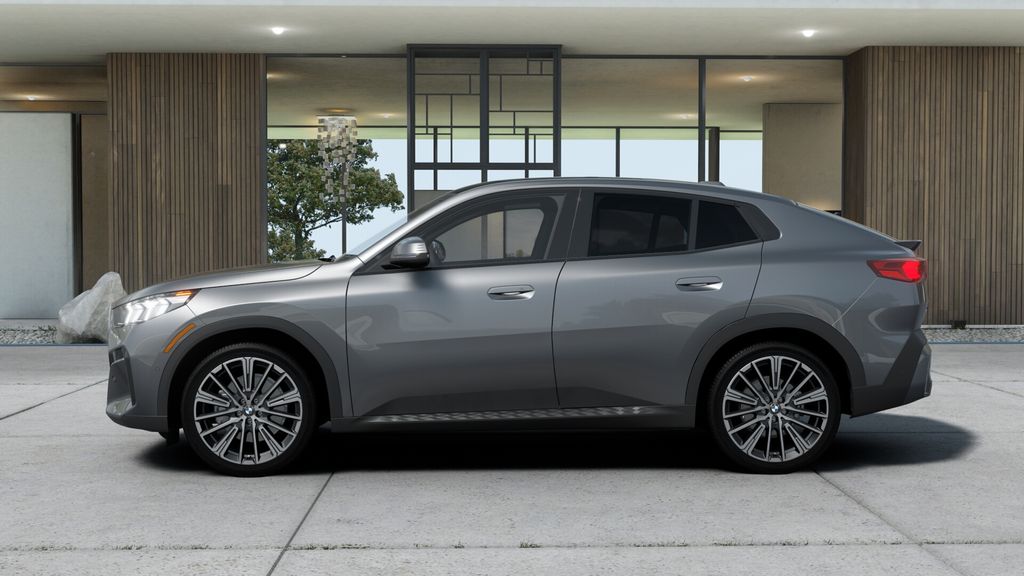 Thumbnail: 2027 BMW X2 - 22