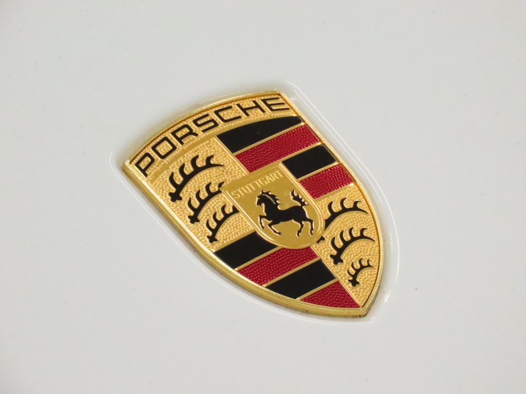 Thumbnail: 2017 Porsche 911 - 14