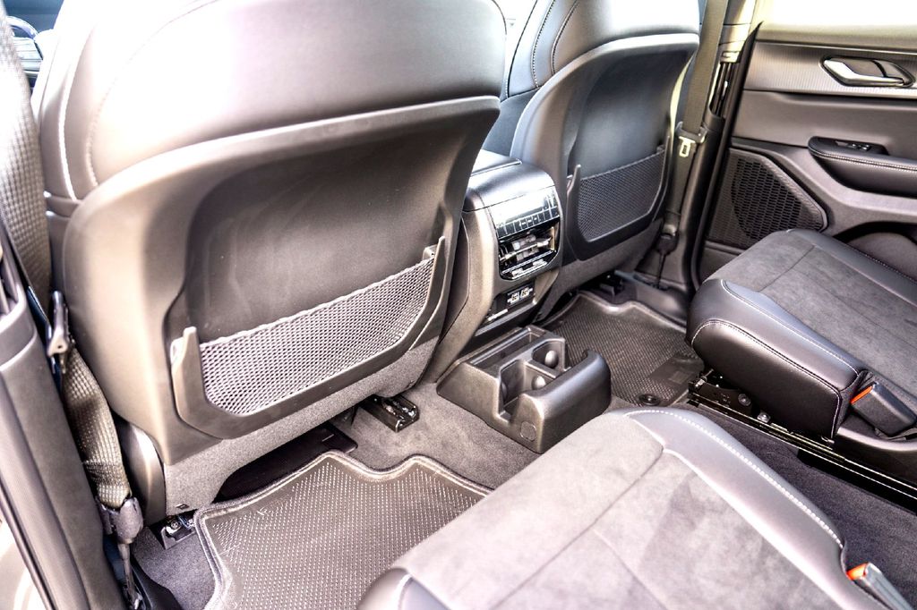 New Car 2025 Jeep Grand Cherokee L  Altitude For Sale Under $50,000 In Taylor, Texas