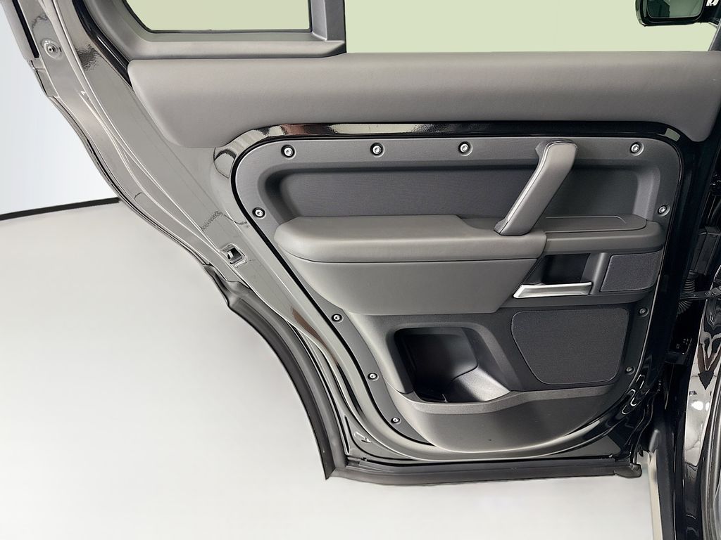 Thumbnail: 2026 Land Rover Defender - 25