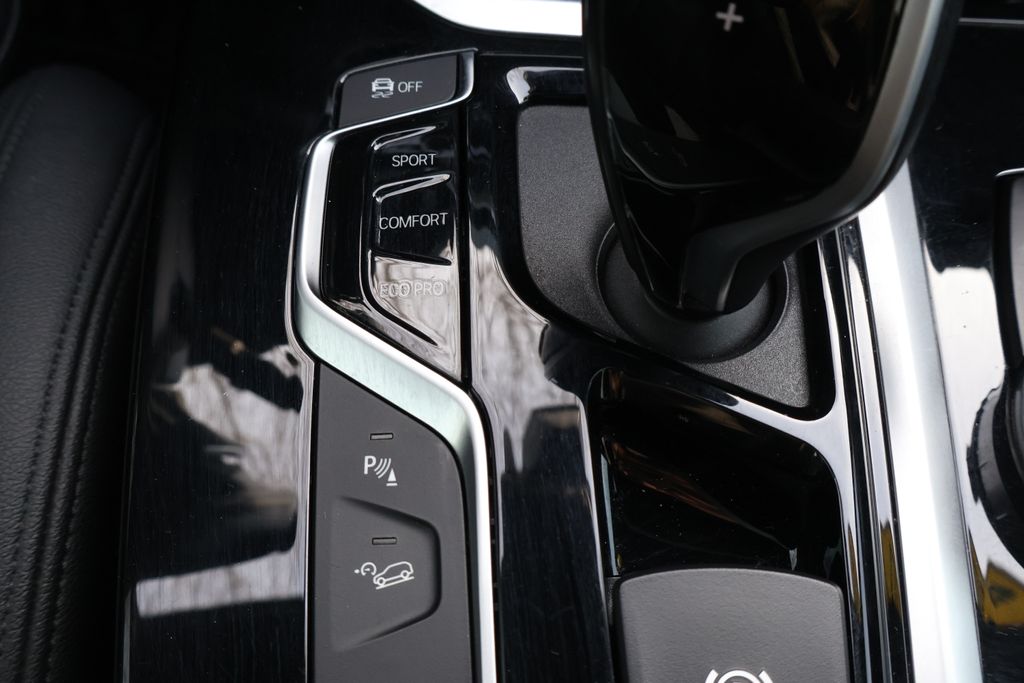 Thumbnail: 2021 BMW X3 - 21