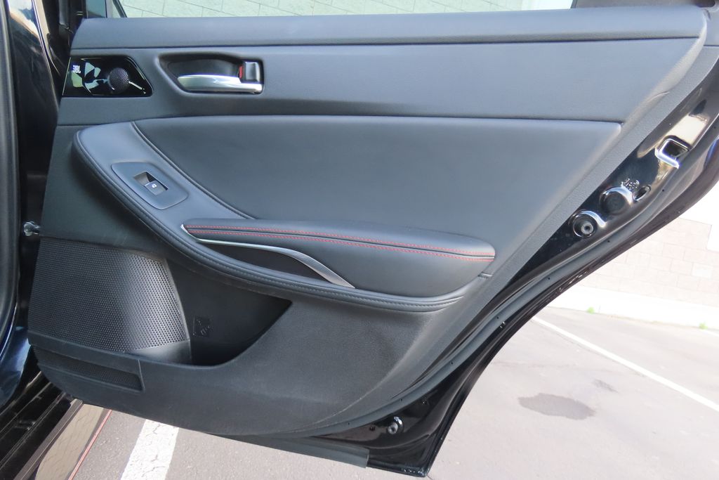 Thumbnail: 2021 Toyota Avalon - 26