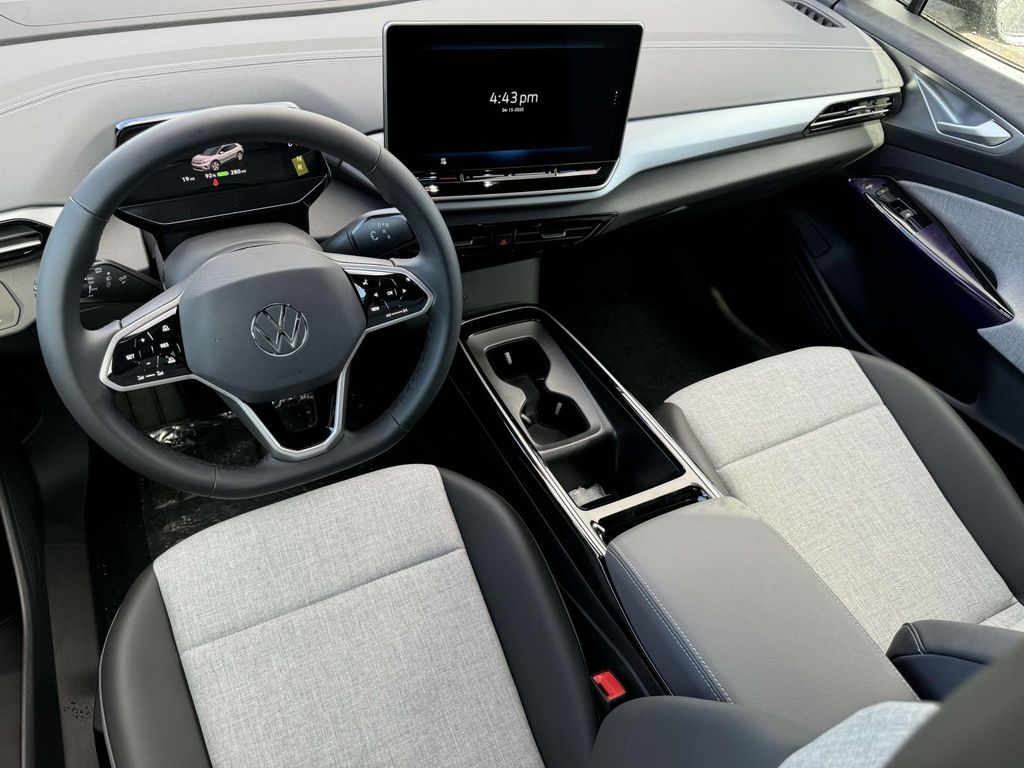 2025 Volkswagen ID.4 Pro photo