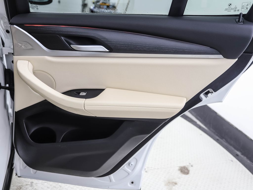 Thumbnail: 2023 BMW X3 - 25