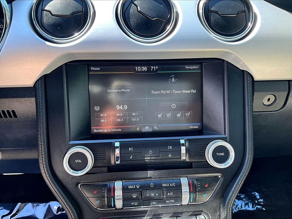 2015 Ford Mustang — photo 19
