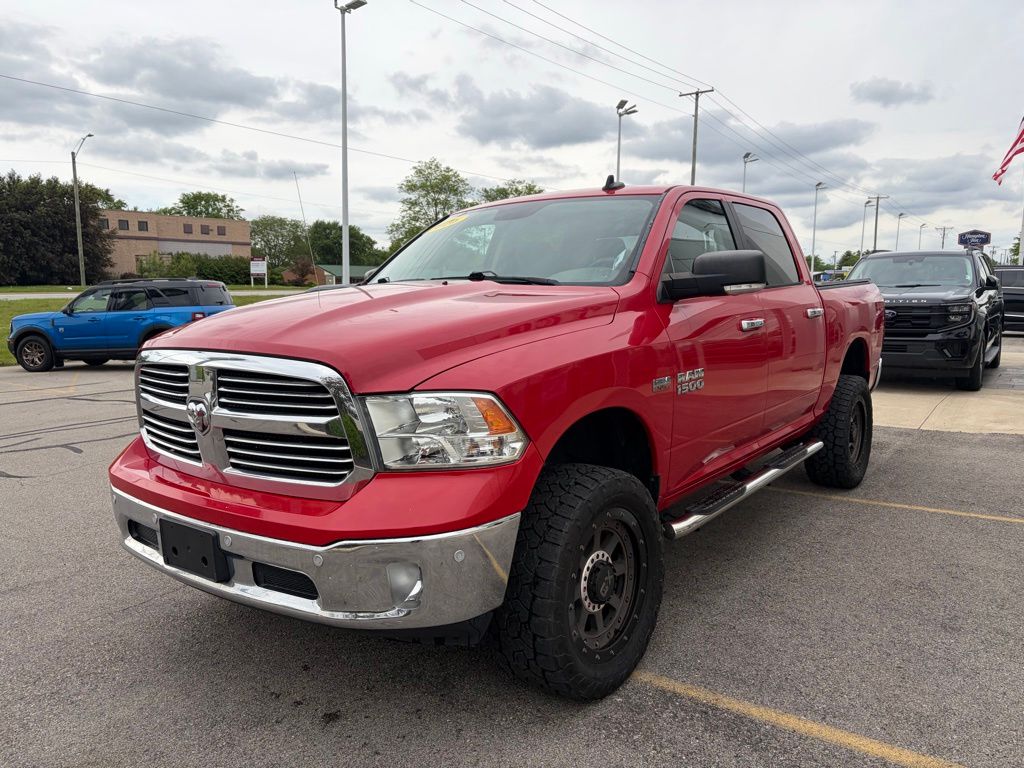 View vehicle photo 3