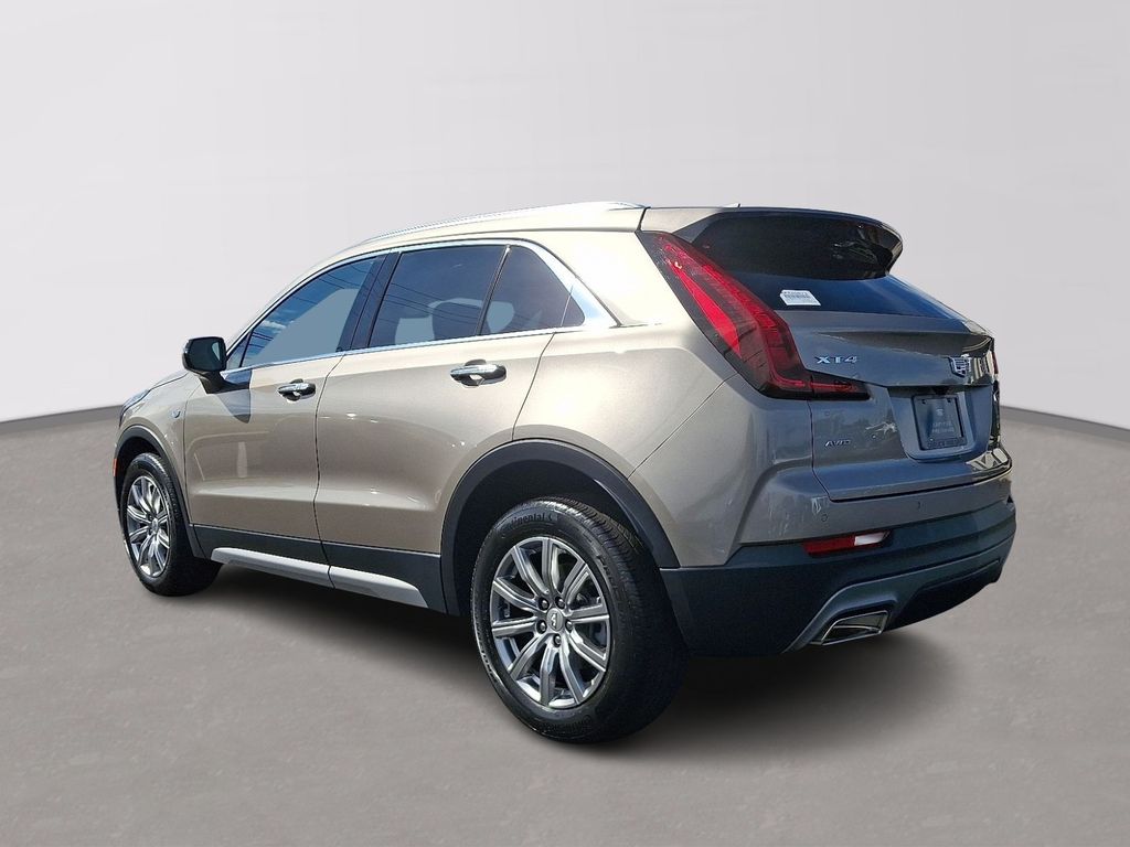 Thumbnail: 2023 Cadillac XT4 - 4