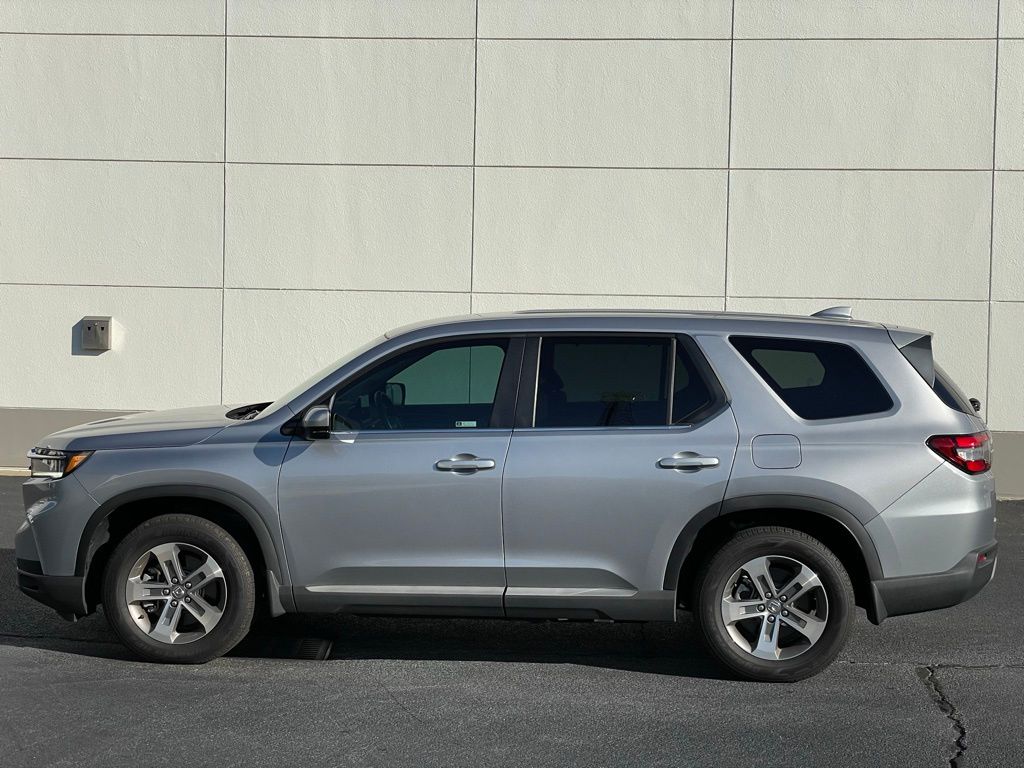 Thumbnail: 2025 Honda Pilot - 2