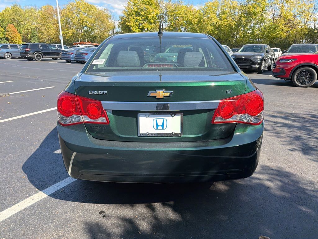 Thumbnail: 2014 Chevrolet Cruze - 4