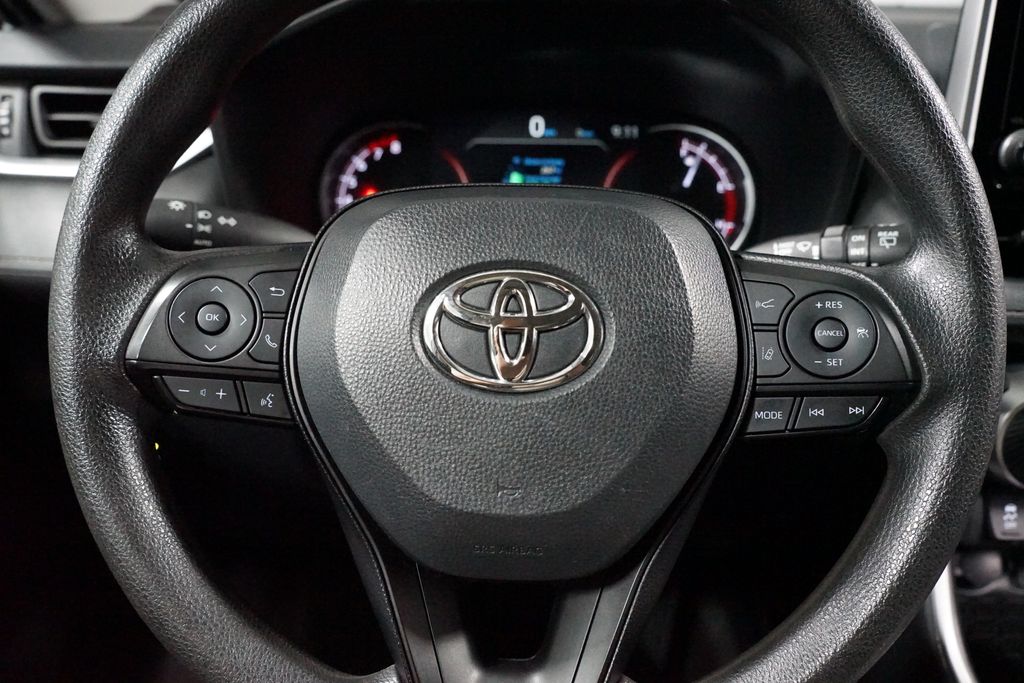 Thumbnail: 2024 Toyota RAV4 - 12