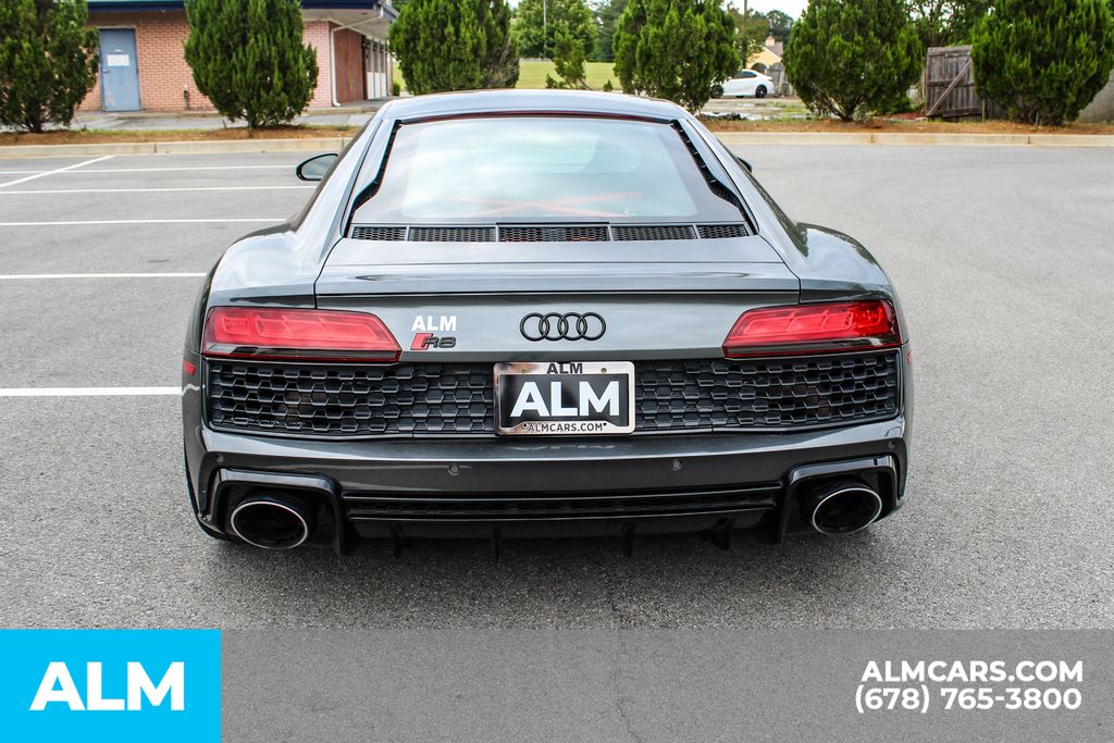 Used 2020 Gray Audi 5.2 image 11