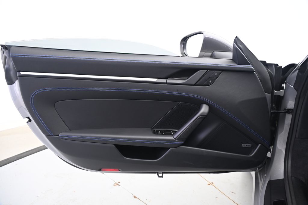 Thumbnail: 2024 Porsche 911 - 22