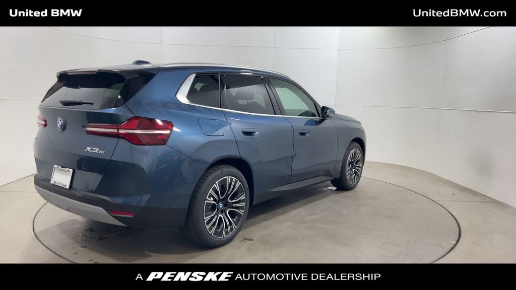 2025 BMW X3 3.0i 8