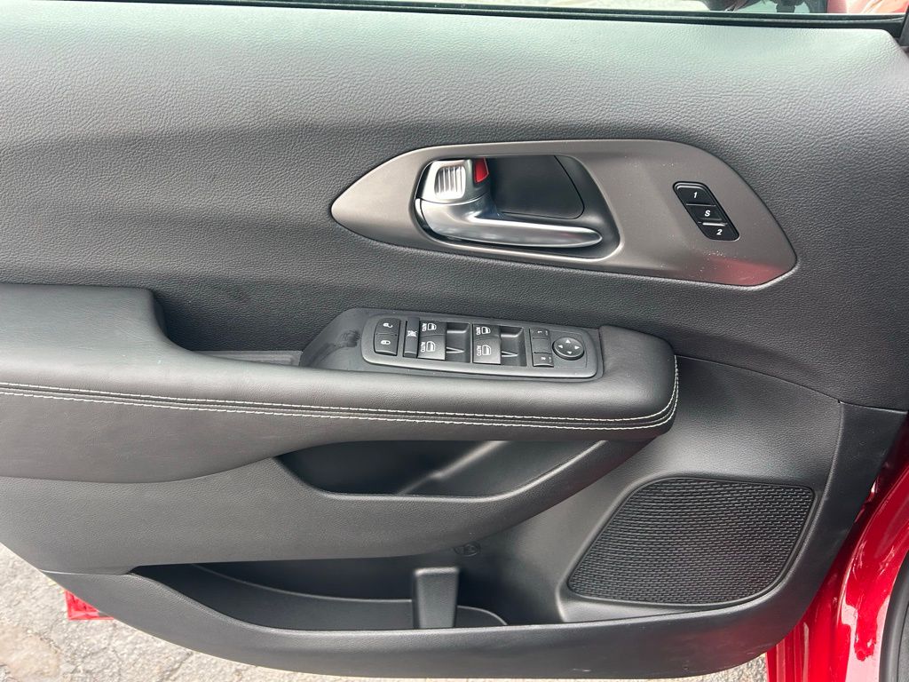 new 2026 Chrysler Pacifica car, priced at $47,705