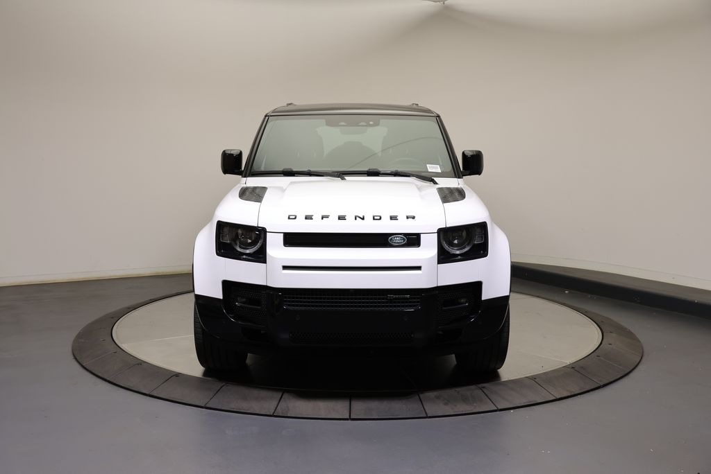 Thumbnail: 2023 Land Rover Defender - 8