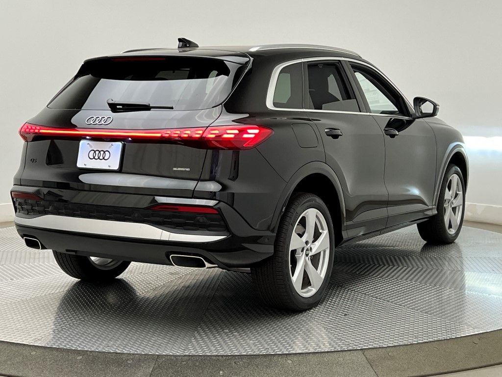 Thumbnail: 2025 Audi Q5 - 5
