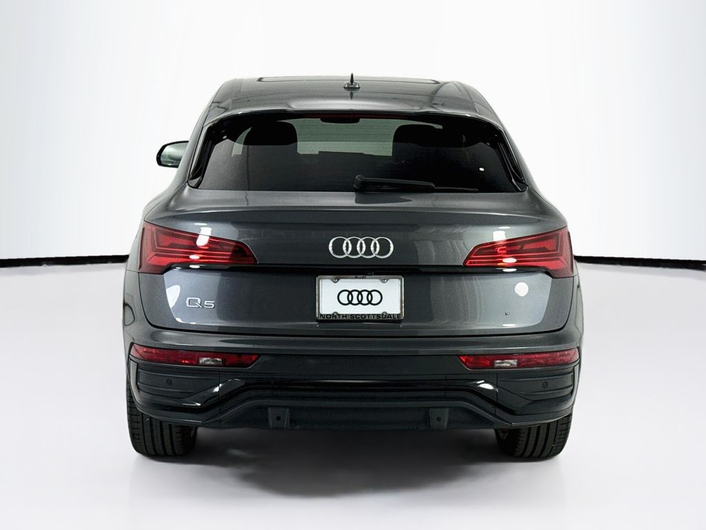 Thumbnail: 2023 Audi Q5 - 6