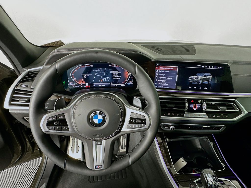Thumbnail: 2023 BMW X5 - 11