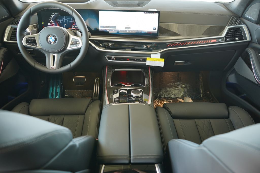 Thumbnail: 2025 BMW X7 - 14