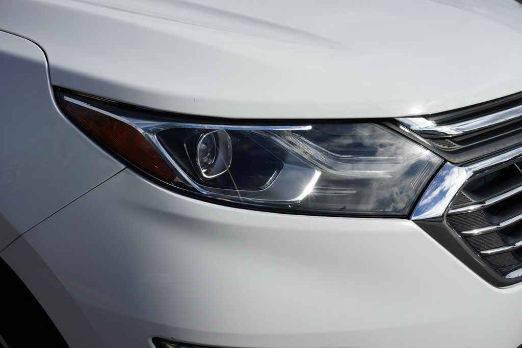 Thumbnail: 2019 Chevrolet Equinox - 10