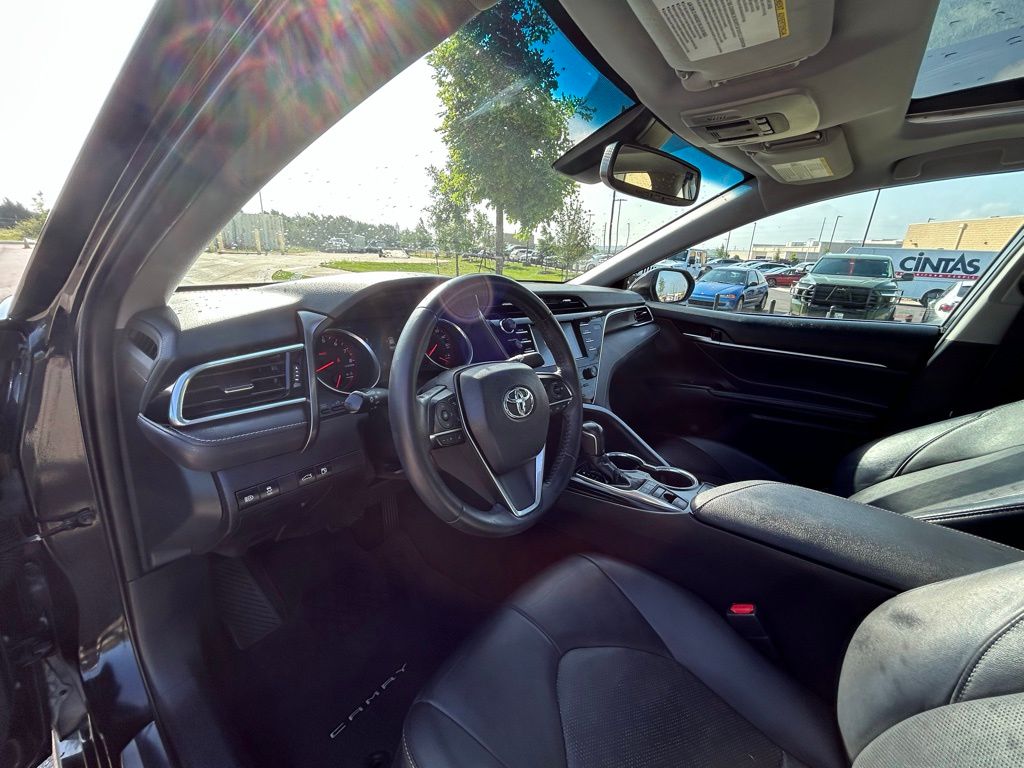 2018 Toyota Camry XSE 11