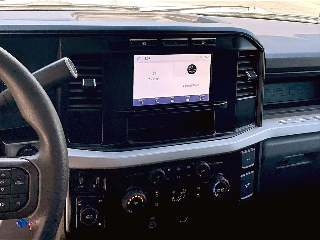 2024 Ford F-350SD — photo 18