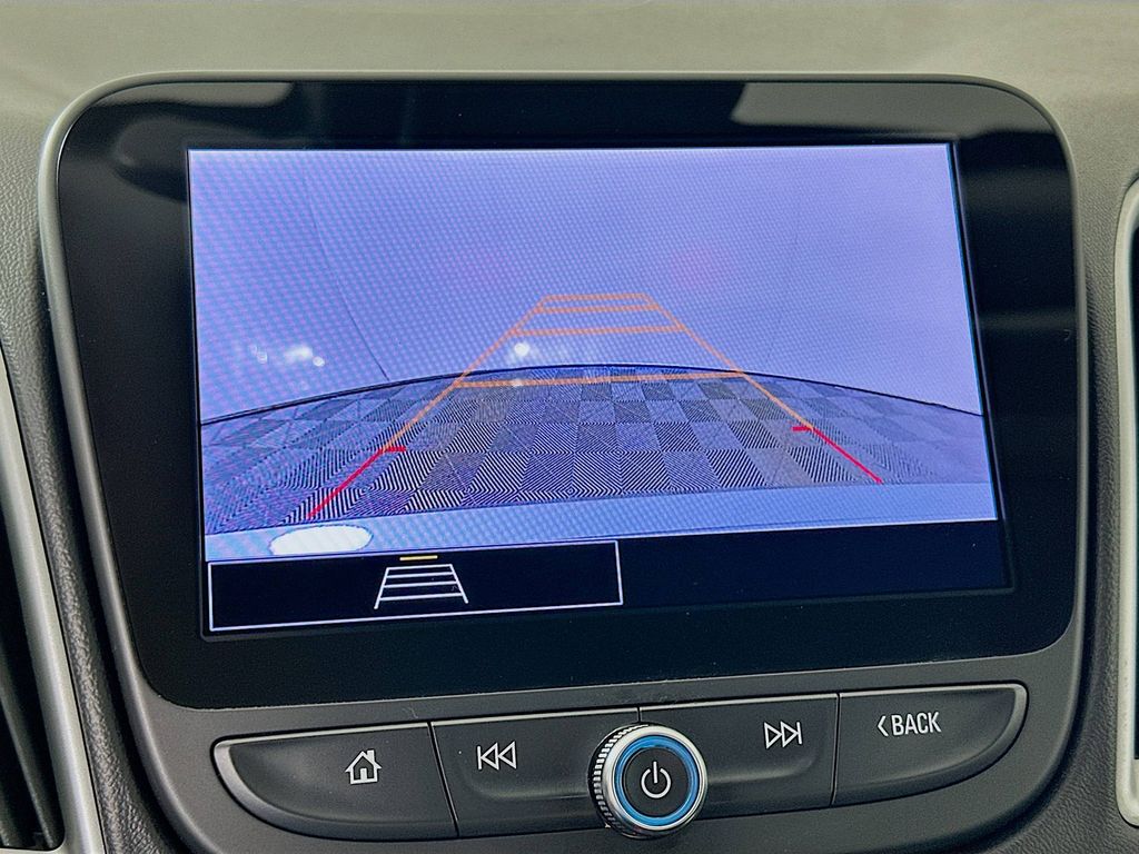 Thumbnail: 2024 Chevrolet Malibu - 13