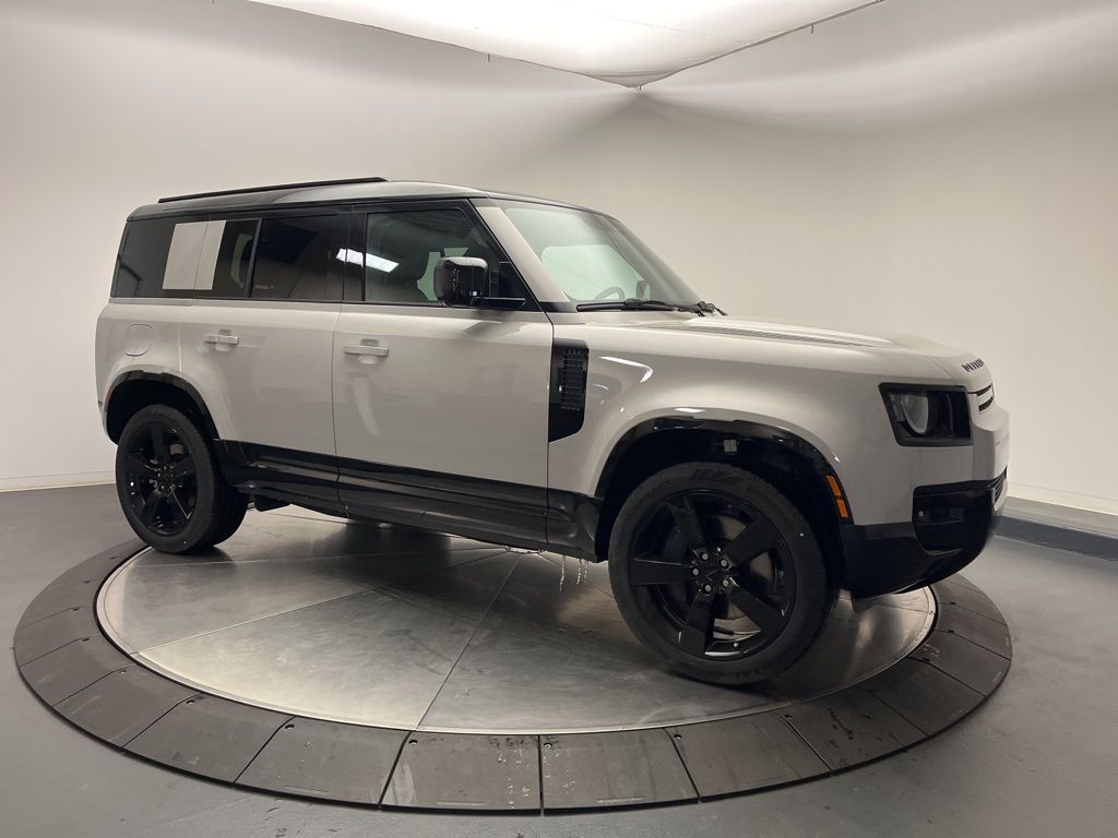 Thumbnail: 2026 Land Rover Defender - 7