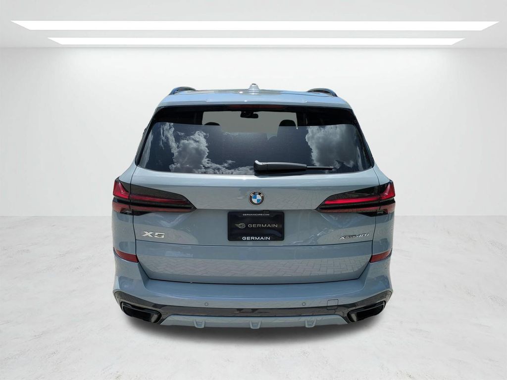 New 2026 Gray BMW xDrive40i image 5