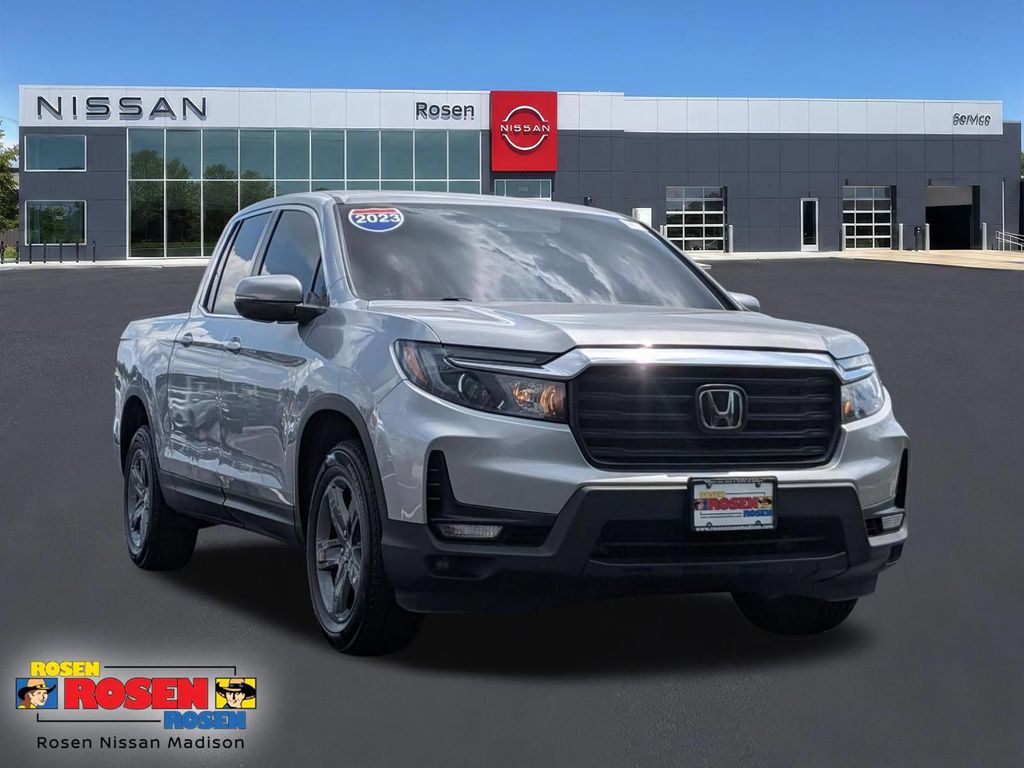 Lunar Silver Metallic 2023 Honda Ridgeline Pickup Truck All-Wheel Drive 9-Speed Automatic
