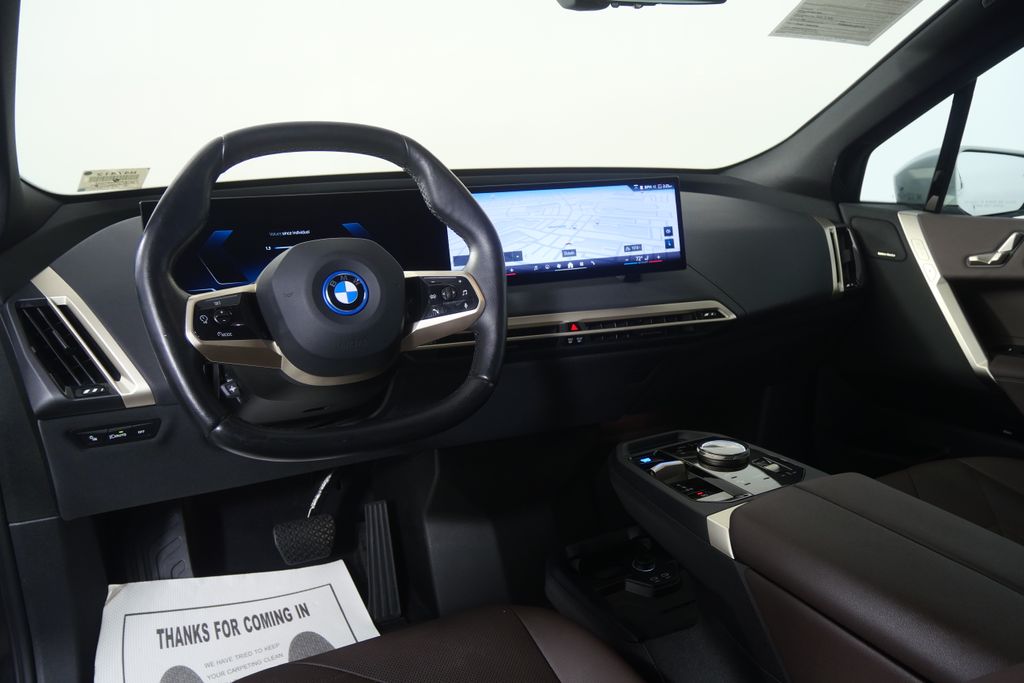 Thumbnail: 2024 BMW iX - 18