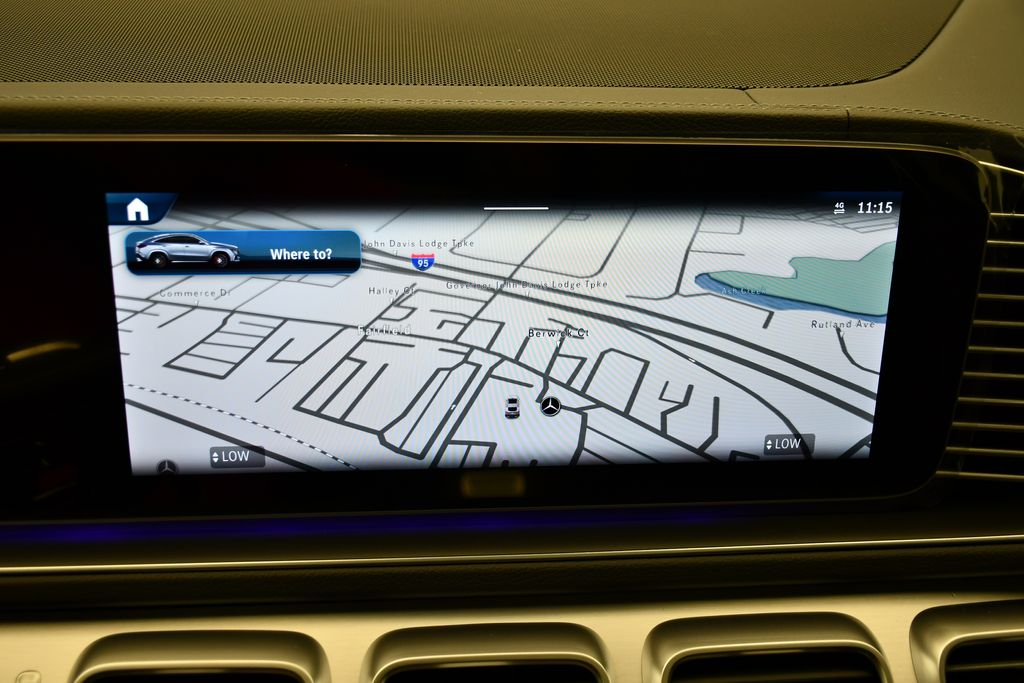 Thumbnail: 2026 Mercedes-Benz GLE - 27