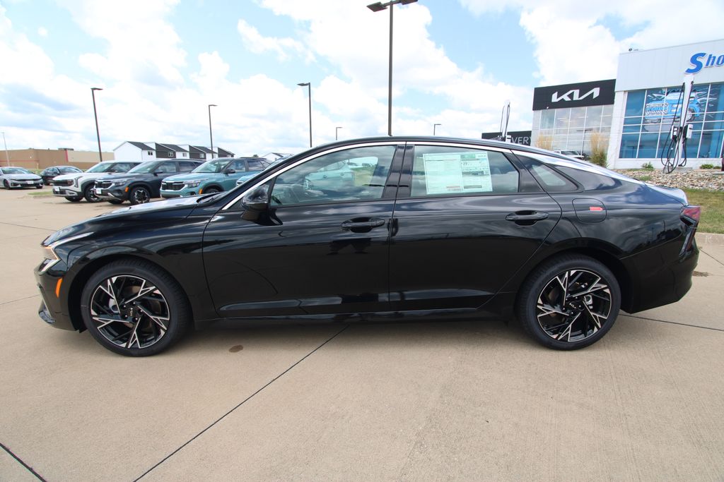 New 2026 Kia K5 Sedan