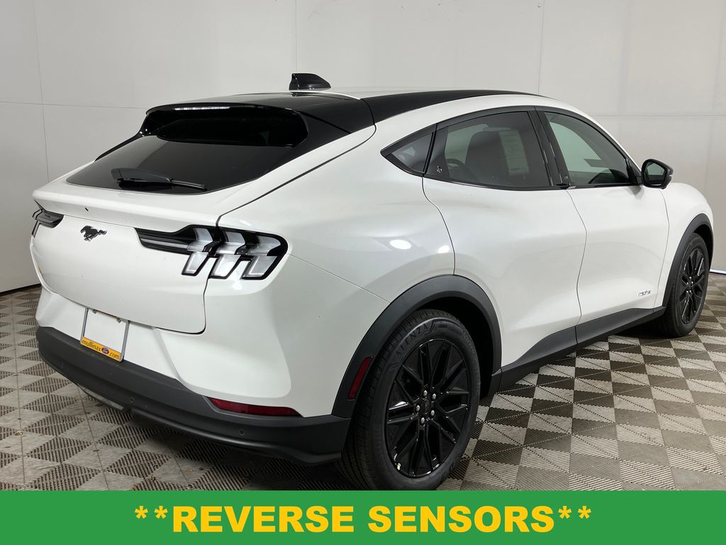 2025 Ford Mustang Mach-E Select photo 4