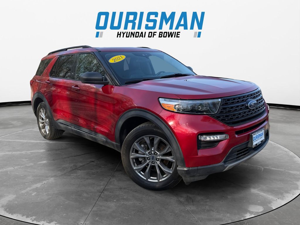 Rapid Red Metallic Tinted Clearcoat 2021 Ford Explorer XLT AWD SUV / Crossover All-Wheel Drive Automatic