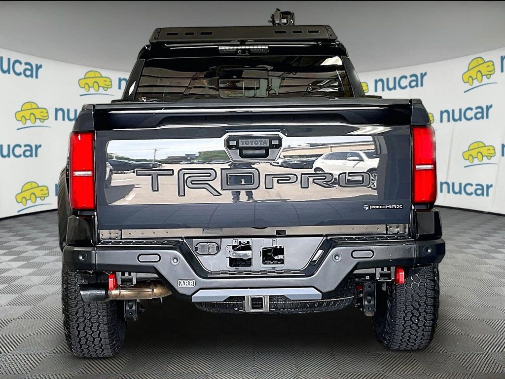2025 Toyota Tacoma Hybrid — photo 5