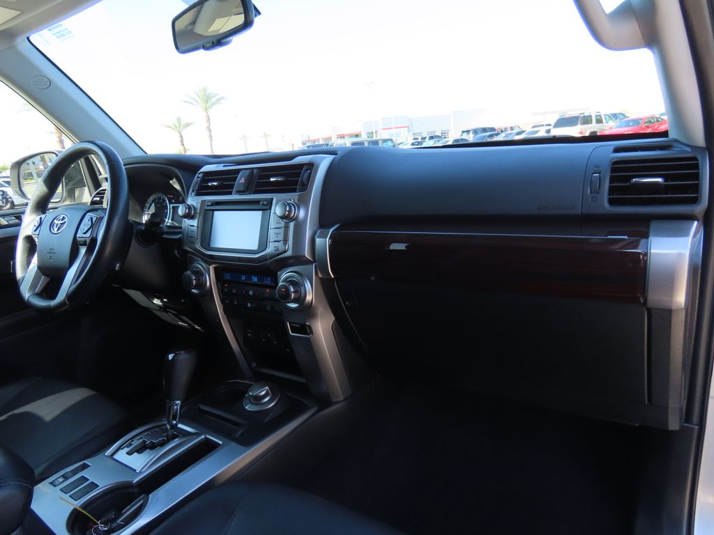 2015 Toyota 4Runner Limited 17