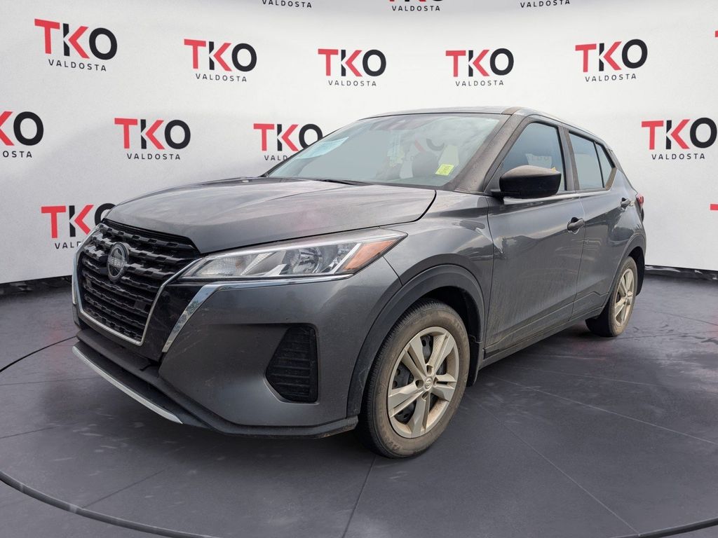 Used 2024 Nissan Kicks SUV