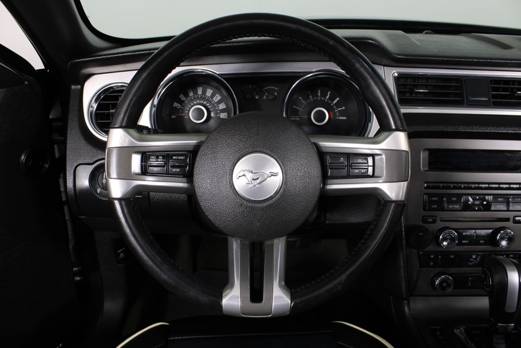 Used 2013 Ford Mustang for sale in 